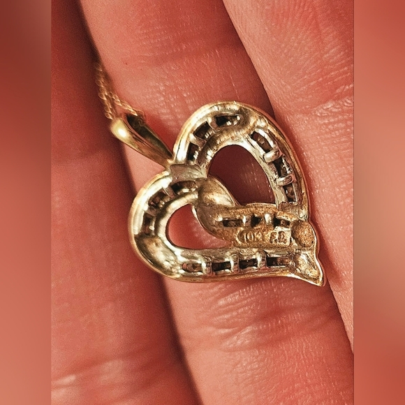 10KT Forever Diamond Yellow Gold Pave Diamond Twisted Heart Pendant Necklace 20" - Picture 6 of 16